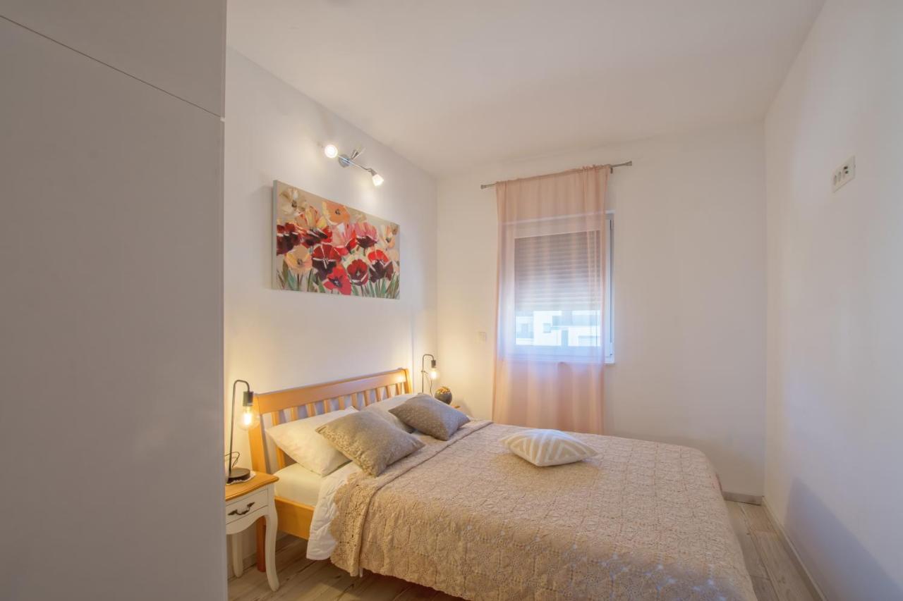 Judita Trogir Exteriör bild