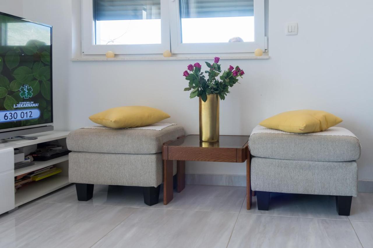 Judita Trogir Exteriör bild